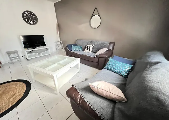 La Plume Wifi Parking Un-sejour-a-part Apartment Clouange